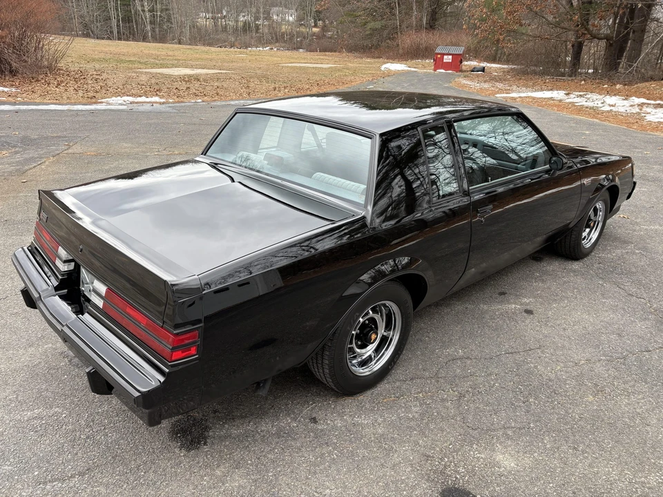 1986 Buick Grand National - Image 16 of 31