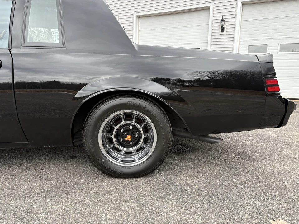 1986 Buick Grand National - Image 29 of 31