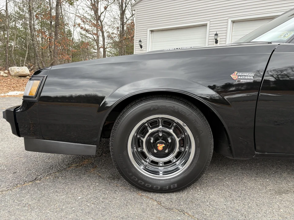 1986 Buick Grand National - Image 27 of 31