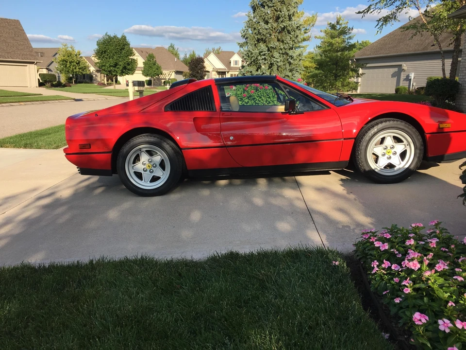 1987 Ferrari 328 GTS - Image 4 of 31