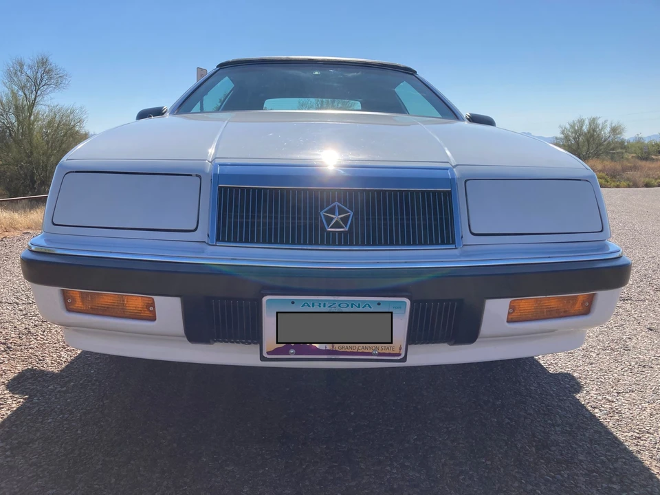 1988 Chrysler LeBaron - Image 5 of 31