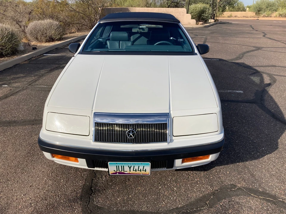 1988 Chrysler LeBaron - Image 4 of 31