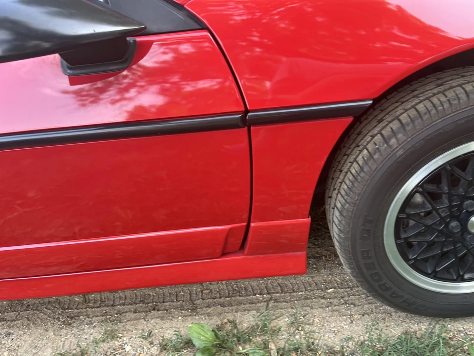1988 Pontiac Fiero GT - Image 16 of 31