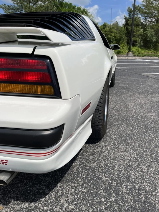 1988 Pontiac Firebird 3rd Gen - Image 17 of 31