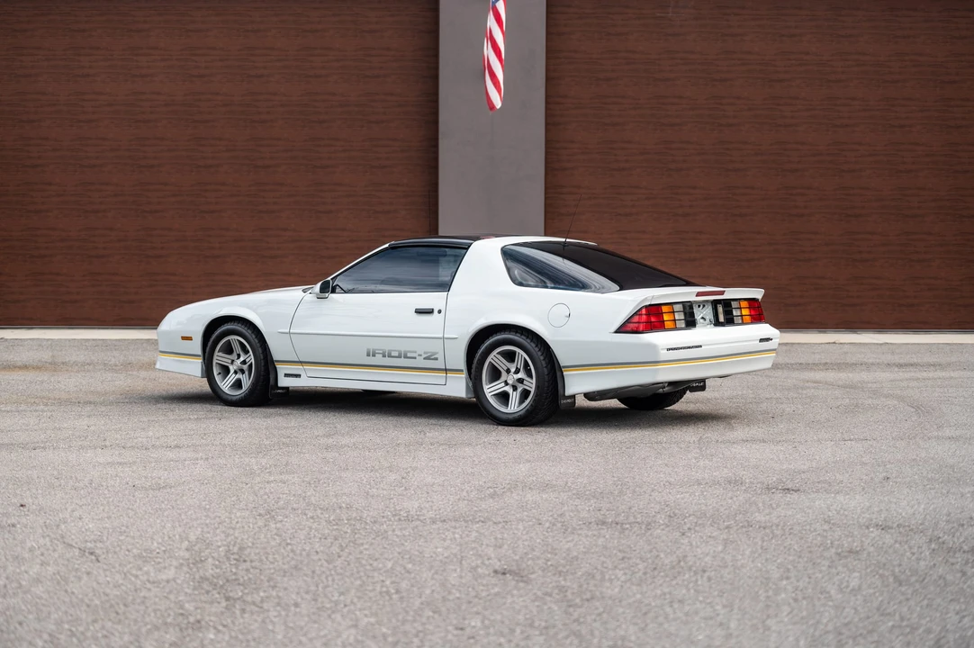 1989 Chevrolet Camaro IROC-Z & Z28 3rd Gen - Image 13 of 31