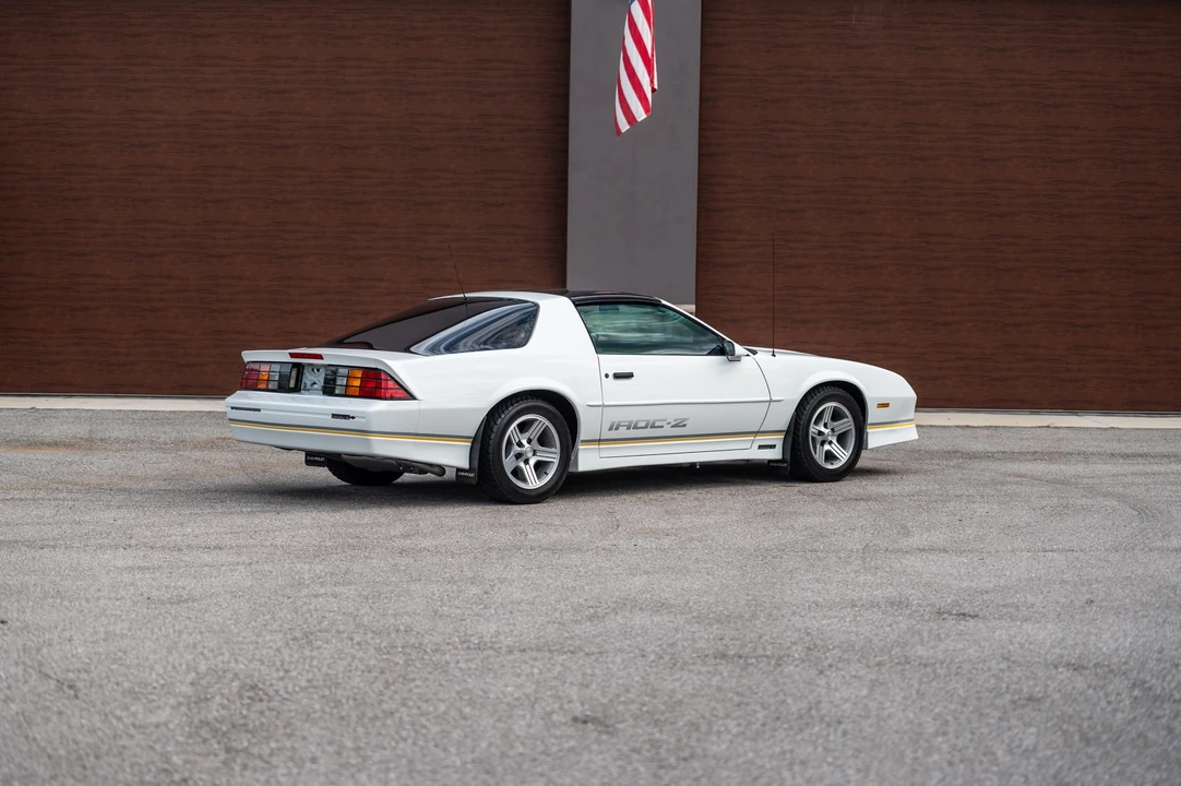 1989 Chevrolet Camaro IROC-Z & Z28 3rd Gen - Image 17 of 31