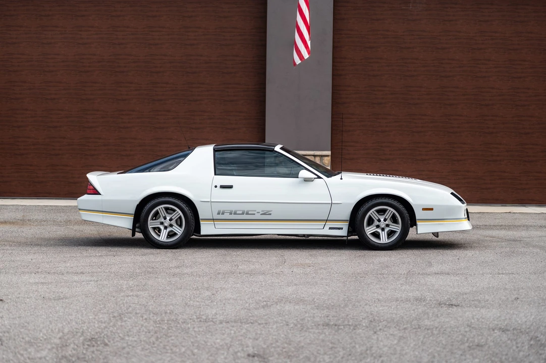 1989 Chevrolet Camaro IROC-Z & Z28 3rd Gen - Image 19 of 31