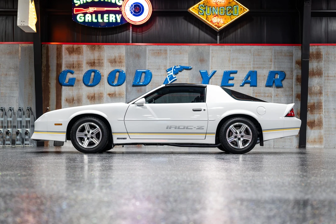 1989 Chevrolet Camaro IROC-Z & Z28 3rd Gen - Image 29 of 31