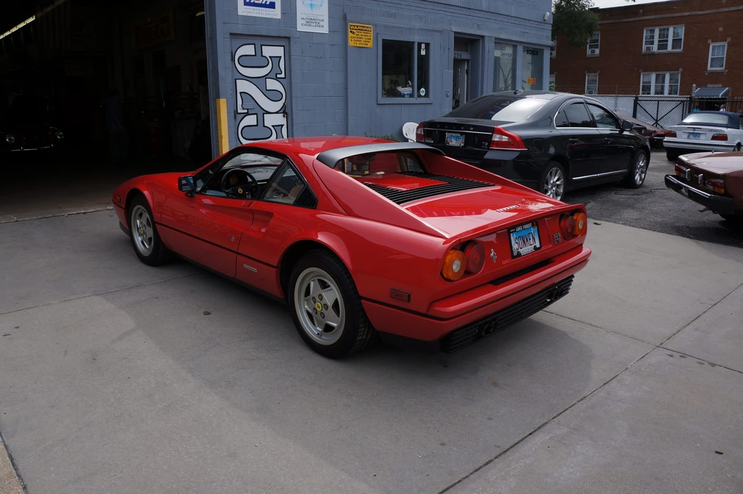 1989 Ferrari 328 GTB - Image 15 of 31