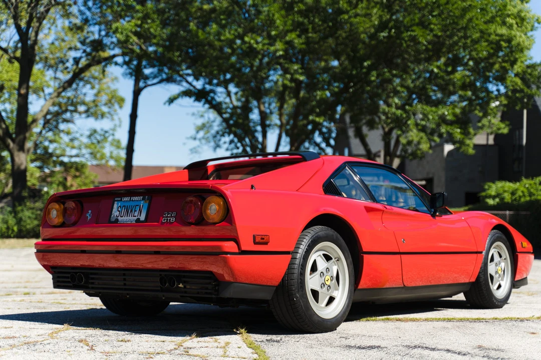 1989 Ferrari 328 GTB - Image 9 of 31