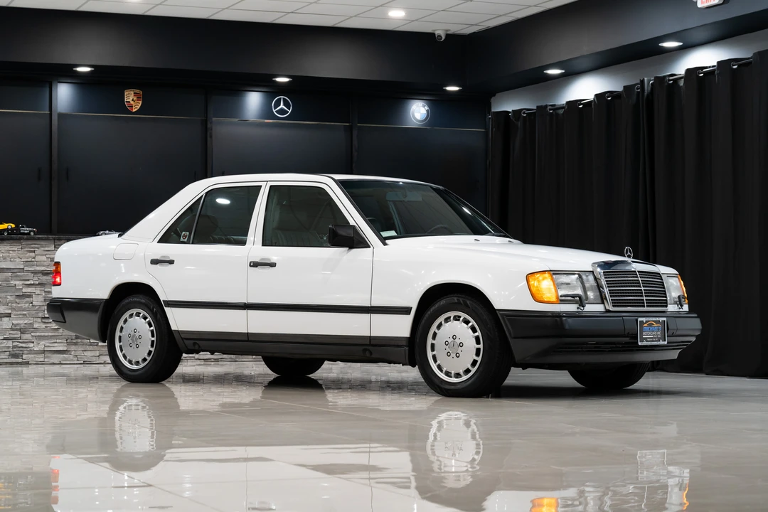 1989 Mercedes-Benz W124 E-Class - Image 29 of 31