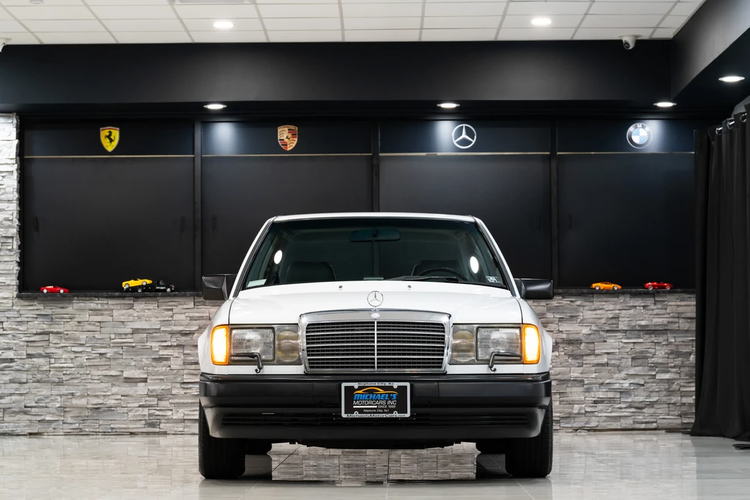 1989 Mercedes-Benz W124 E-Class - Image 14 of 31