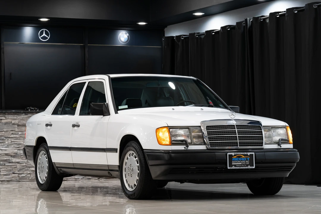 1989 Mercedes-Benz W124 E-Class - Image 22 of 31