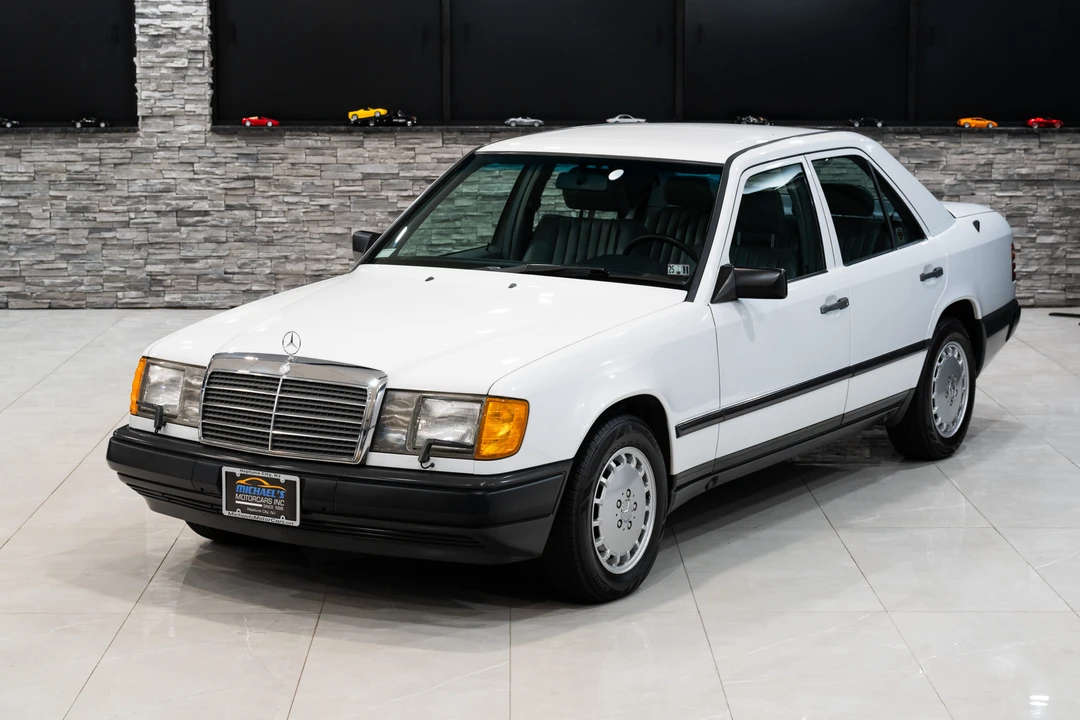 1989 Mercedes-Benz W124 E-Class - Image 9 of 31