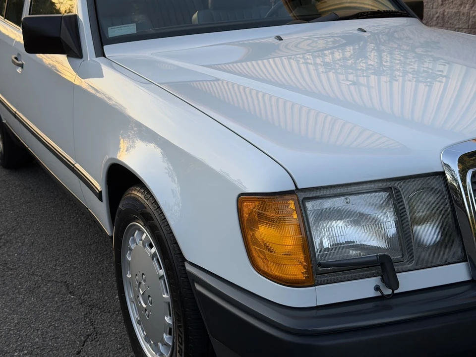 1989 Mercedes-Benz W124 E-Class - Image 27 of 31
