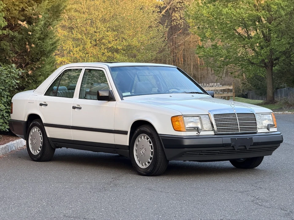 1989 Mercedes-Benz W124 E-Class - Image 6 of 31