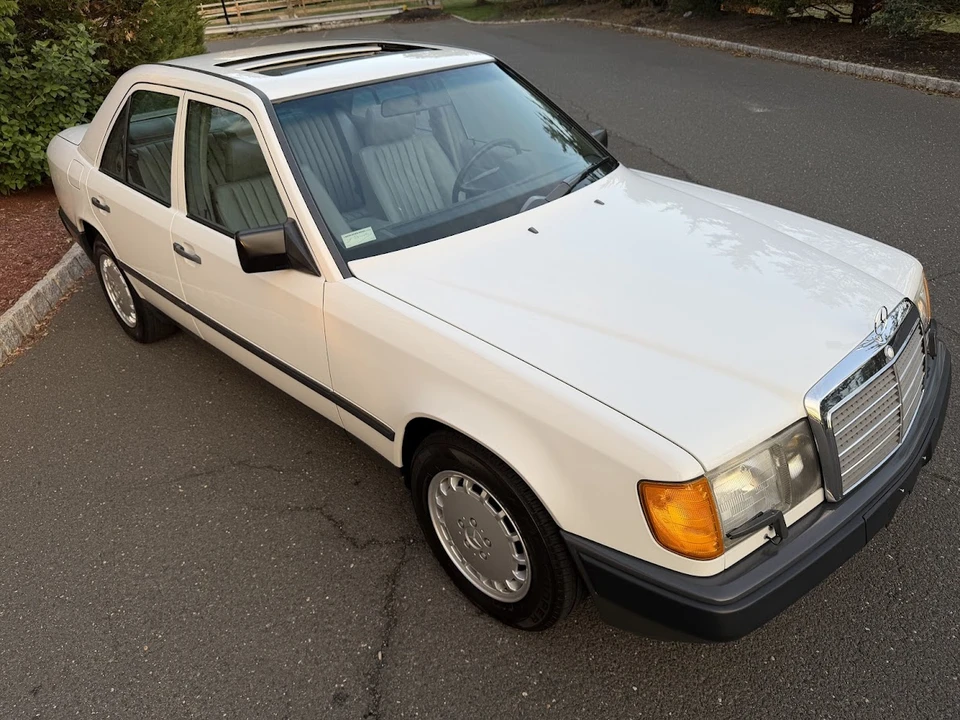 1989 Mercedes-Benz W124 E-Class - Image 20 of 31