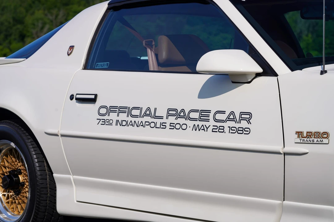 1989 Pontiac Firebird Trans Am 3rd Gen - Image 29 of 31