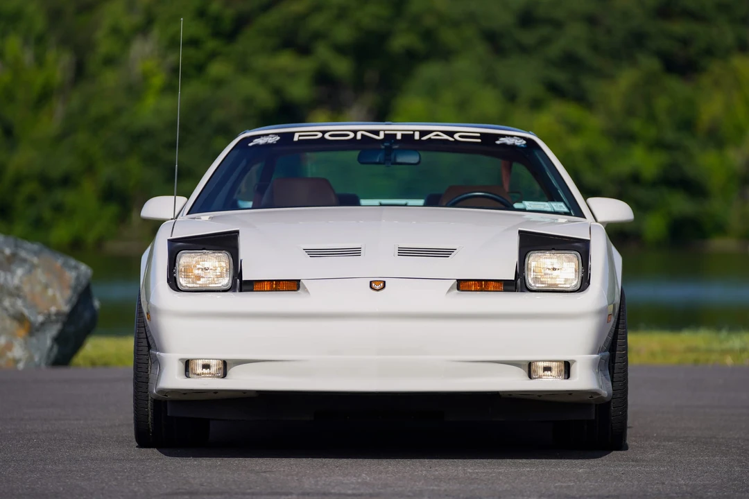 1989 Pontiac Firebird Trans Am 3rd Gen - Image 6 of 31