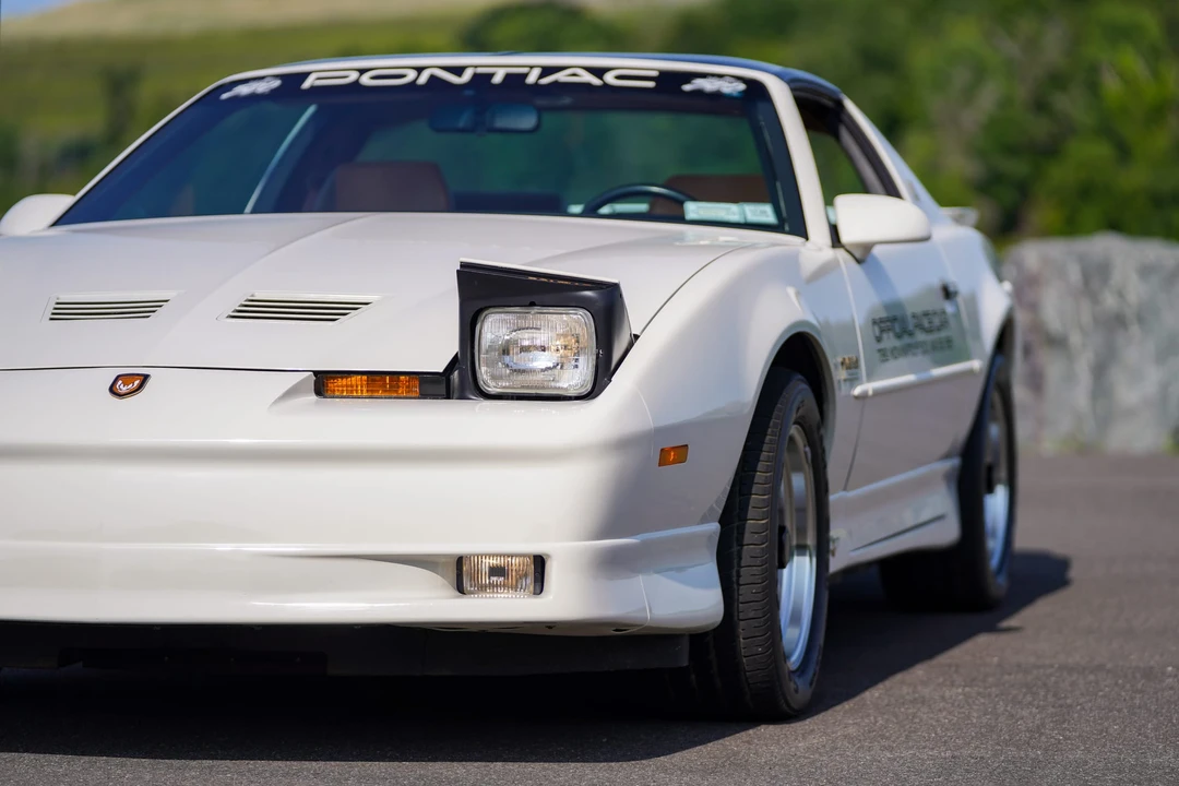 1989 Pontiac Firebird Trans Am 3rd Gen - Image 25 of 31