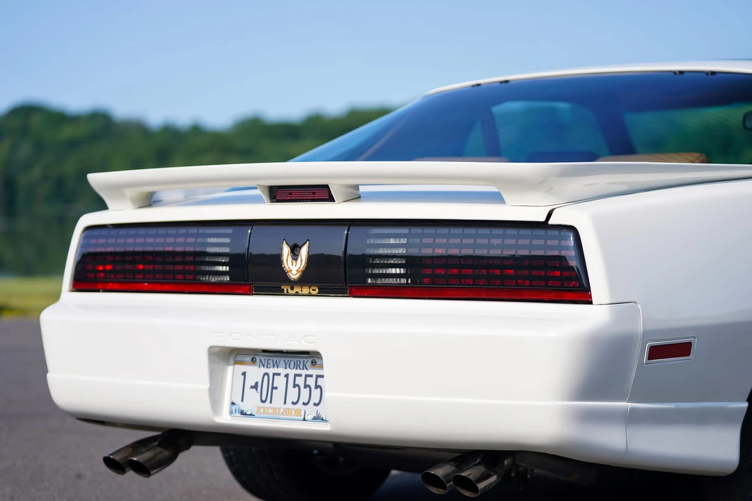 1989 Pontiac Firebird Trans Am 3rd Gen - Image 31 of 31