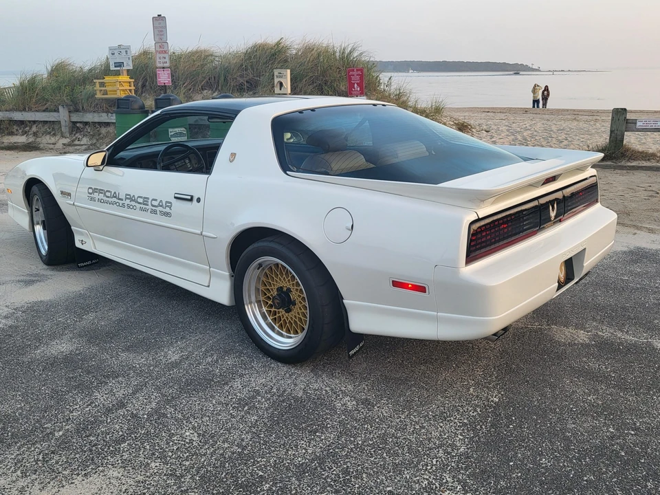 1989 Pontiac Firebird Trans Am 3rd Gen - Image 14 of 31