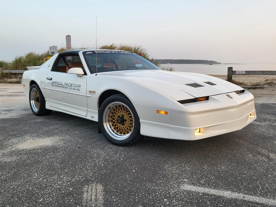 1989 Pontiac Firebird Trans Am 3rd Gen - Image 8 of 31
