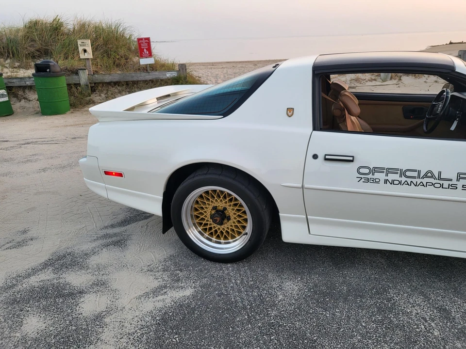 1989 Pontiac Firebird Trans Am 3rd Gen - Image 30 of 31