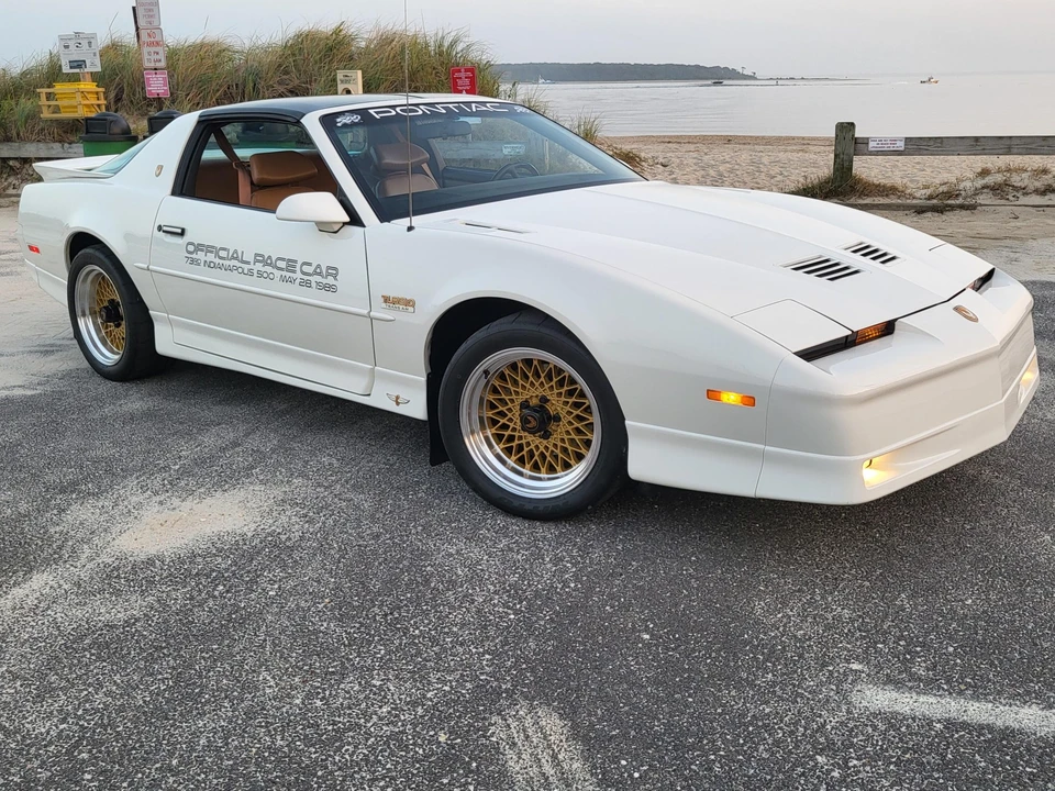 1989 Pontiac Firebird Trans Am 3rd Gen - Image 9 of 31