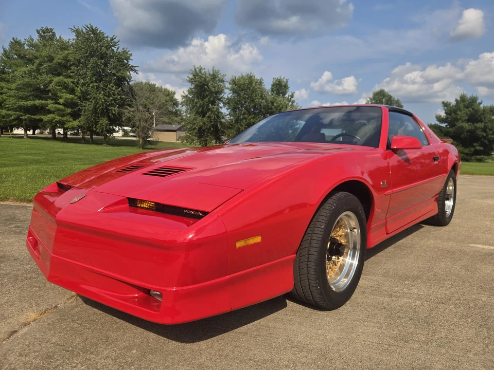 1989 Pontiac Firebird Trans Am 3rd Gen - Image 16 of 31