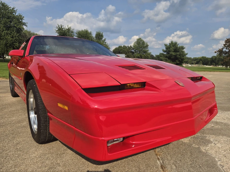 1989 Pontiac Firebird Trans Am 3rd Gen - Image 31 of 31