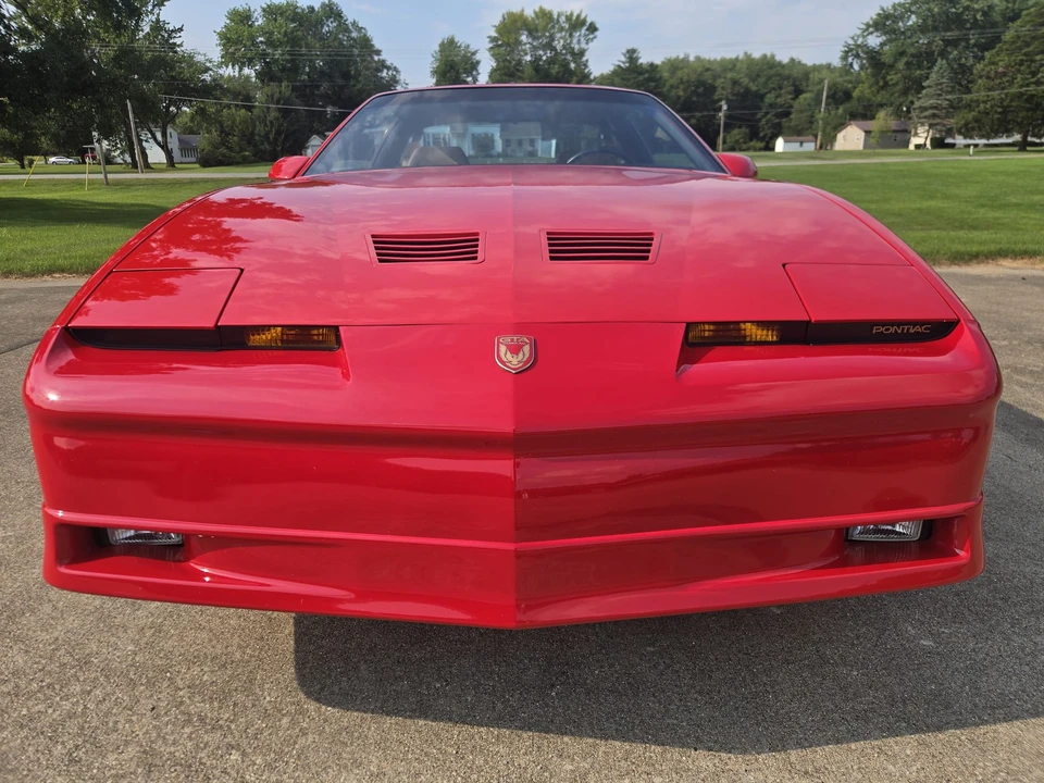 1989 Pontiac Firebird Trans Am 3rd Gen - Image 23 of 31