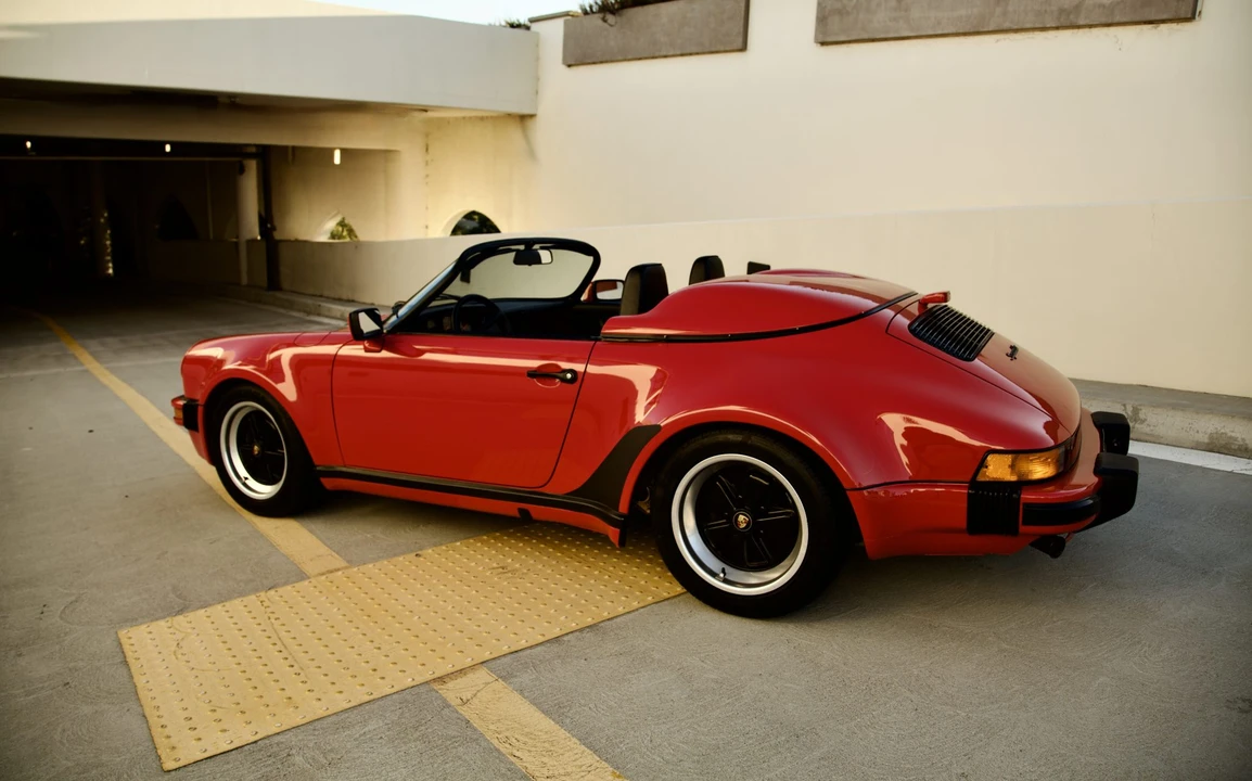 1989 Porsche 911 Carrera 3.2 - Image 18 of 31