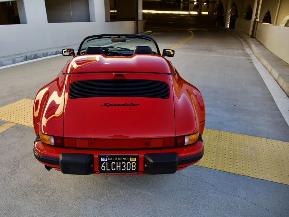 1989 Porsche 911 Carrera 3.2 - Image 25 of 31