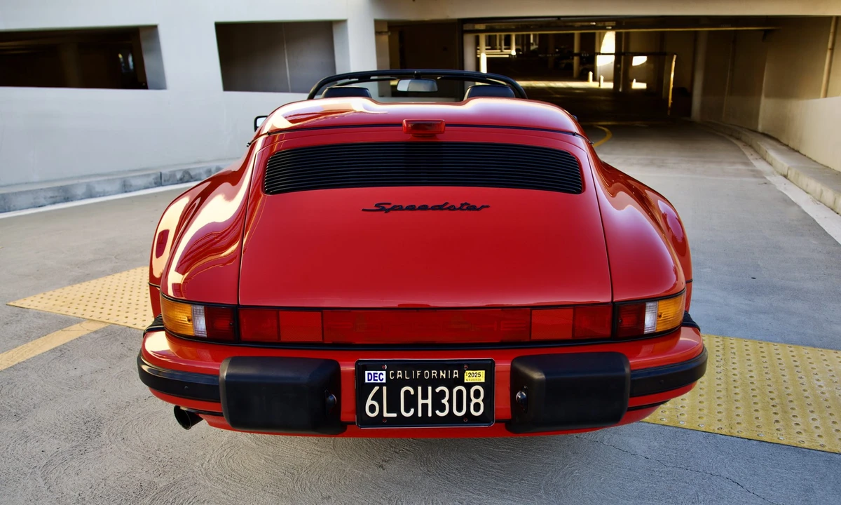 1989 Porsche 911 Carrera 3.2 - Image 26 of 31
