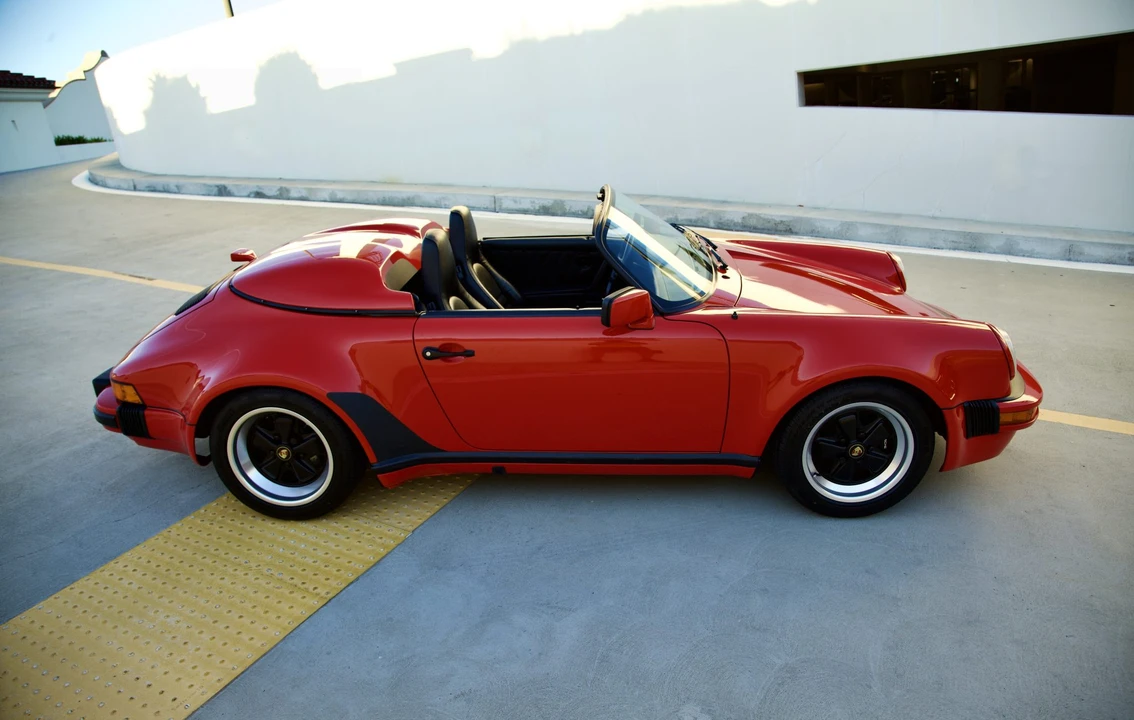 1989 Porsche 911 Carrera 3.2 - Image 29 of 31