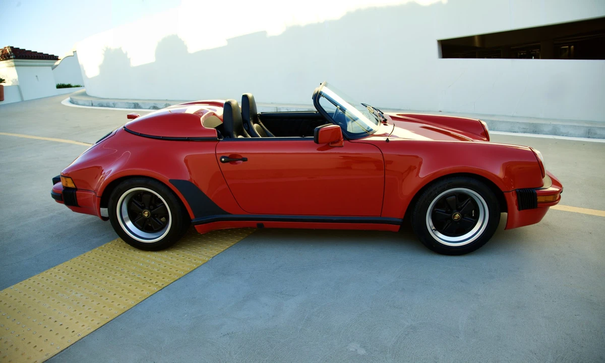 1989 Porsche 911 Carrera 3.2 - Image 30 of 31