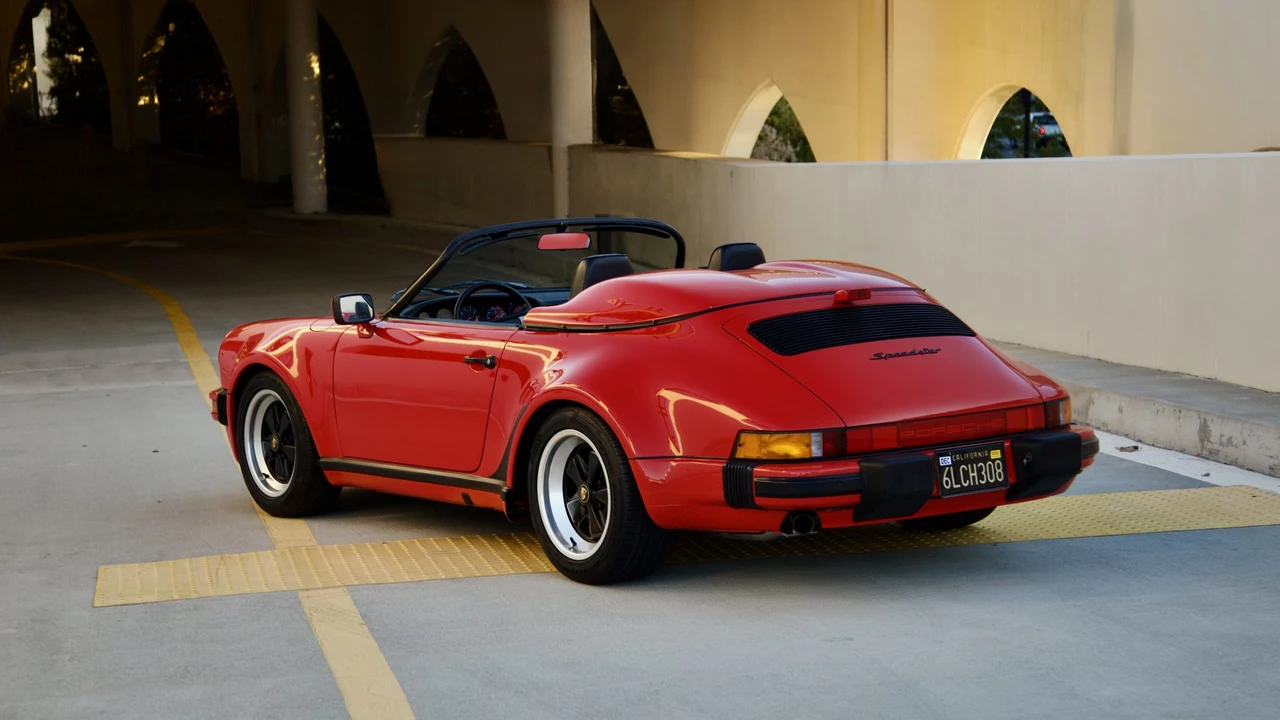 1989 Porsche 911 Carrera 3.2 - Image 21 of 31