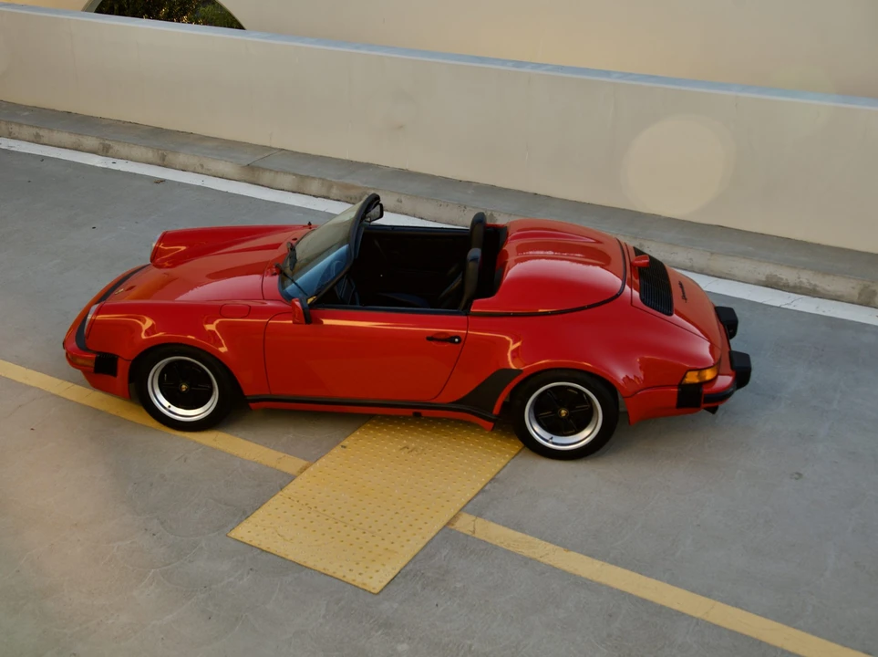 1989 Porsche 911 Carrera 3.2 - Image 16 of 31