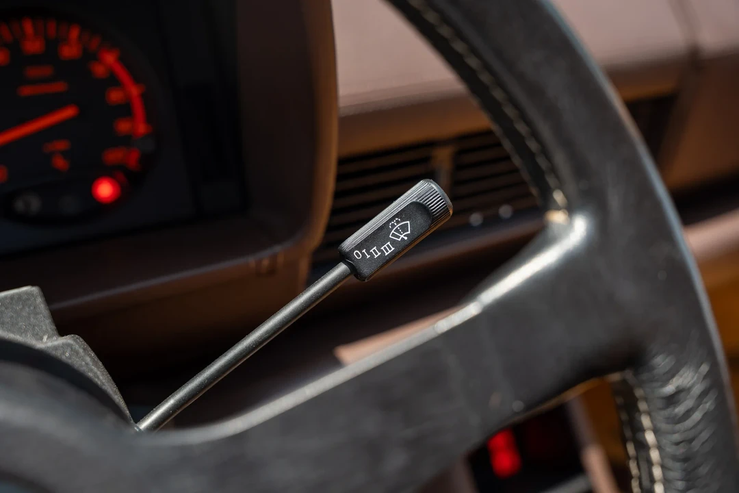 1990 Ferrari Testarossa - Image 26 of 31