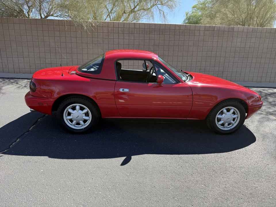 1990 Mazda NA MX-5 Miata - Image 17 of 31