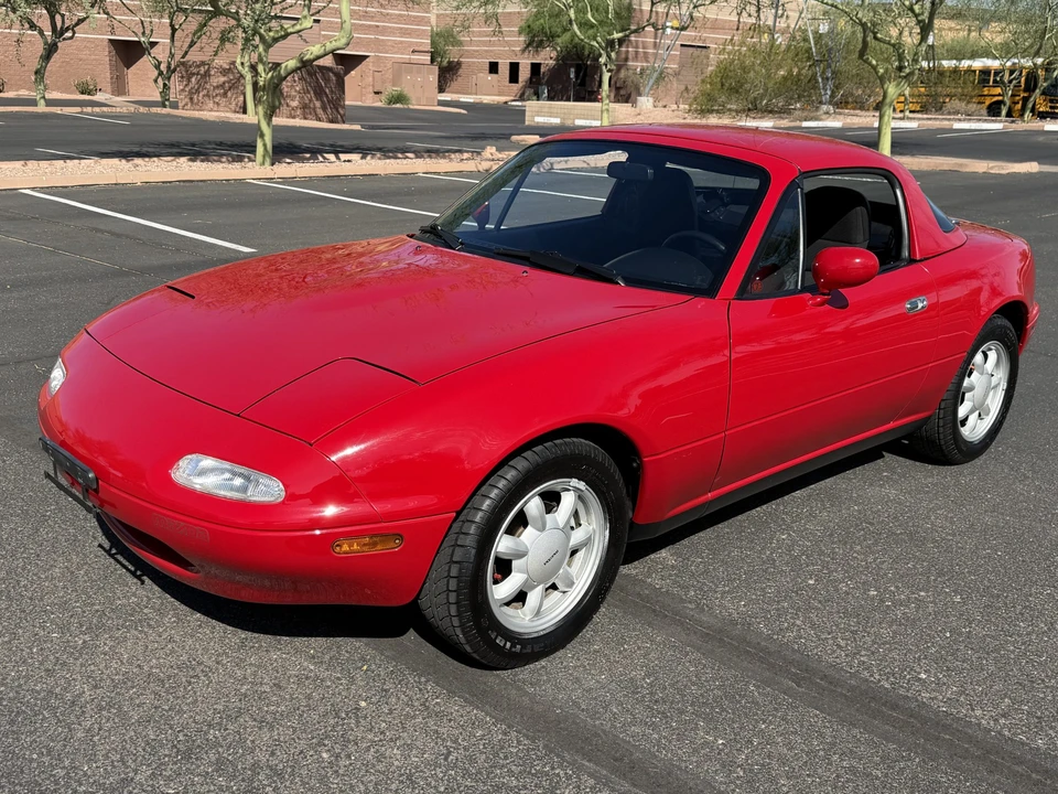 1990 Mazda NA MX-5 Miata - Image 29 of 31