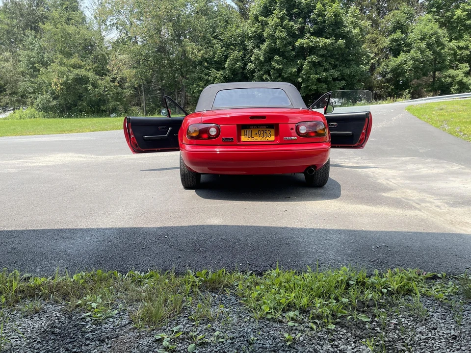 1990 Mazda NA MX-5 Miata - Image 23 of 31