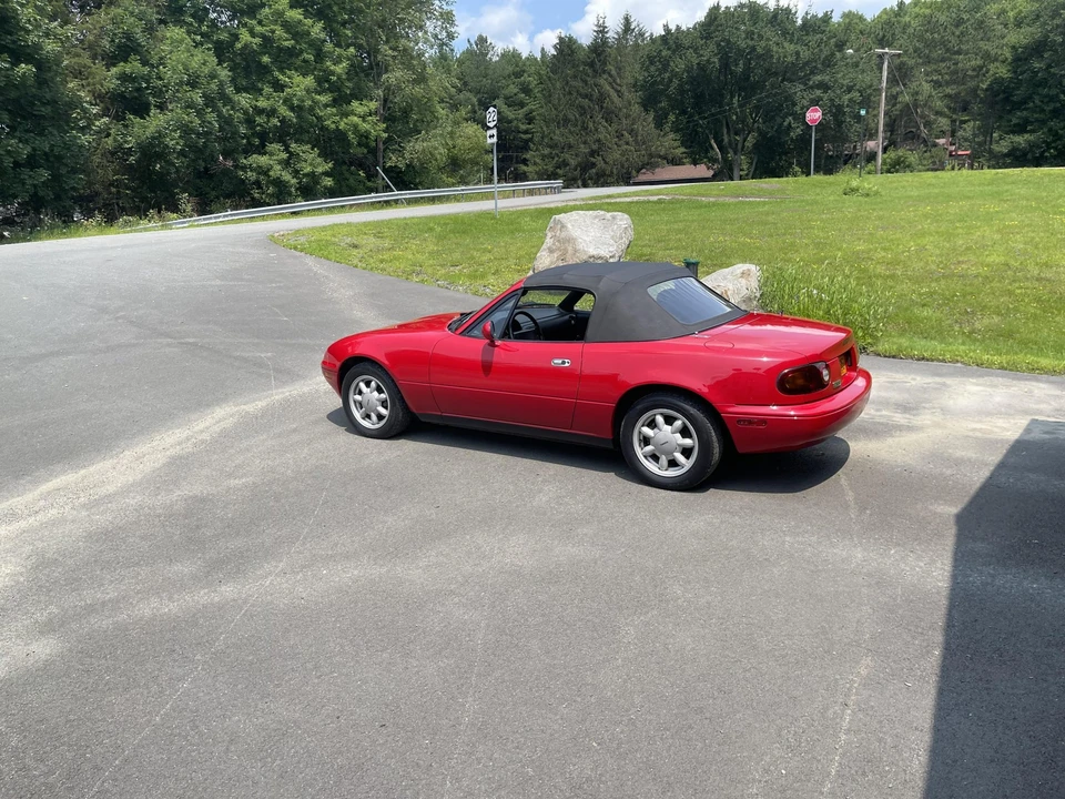 1990 Mazda NA MX-5 Miata - Image 14 of 31