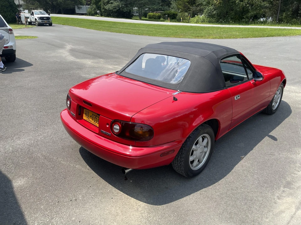1990 Mazda NA MX-5 Miata - Image 2 of 31