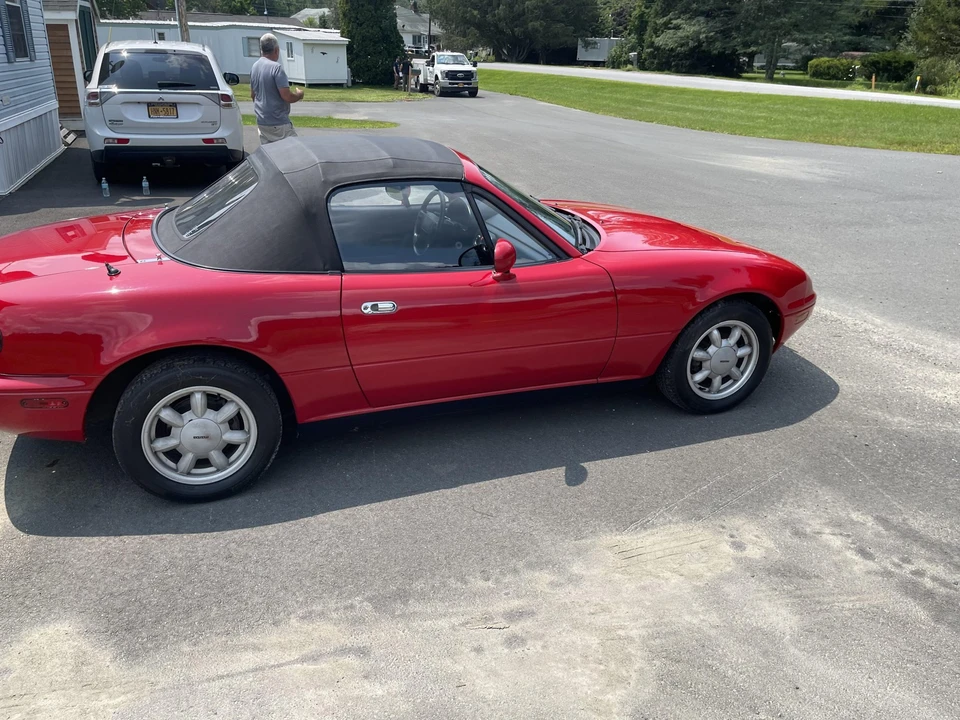 1990 Mazda NA MX-5 Miata - Image 26 of 31
