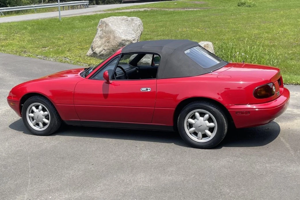 1990 Mazda NA MX-5 Miata - Image 13 of 31