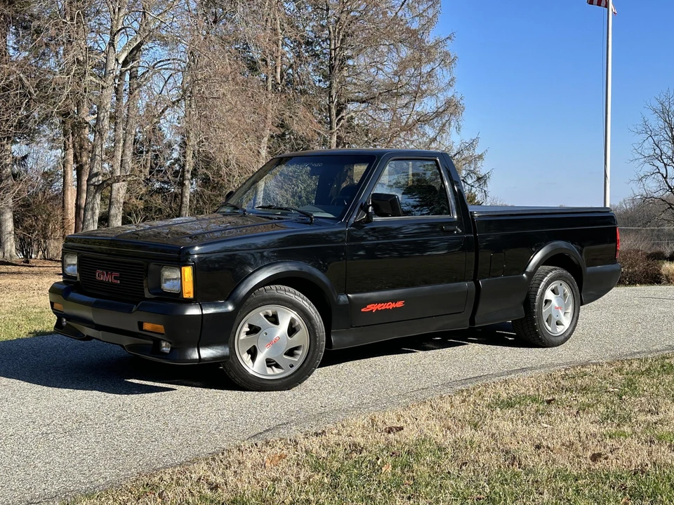 1991 GMC Syclone - Image 10 of 31