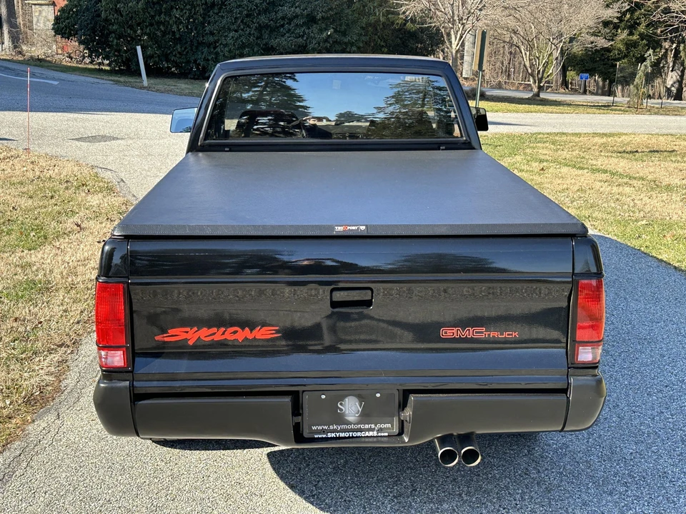 1991 GMC Syclone - Image 15 of 31