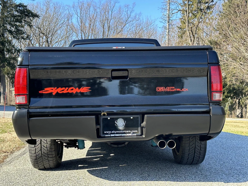 1991 GMC Syclone - Image 14 of 31